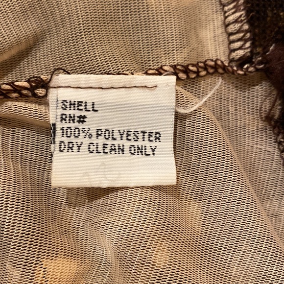 Misha floral print top with lace and velvet accents - Picture 5 of 6